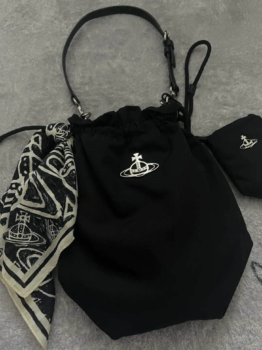 Vivienne Westwood 小方巾 手帕