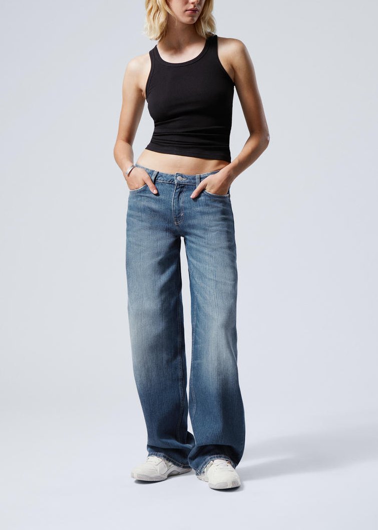 Weekday Ample Low Loose Jeans 牛仔寬褲