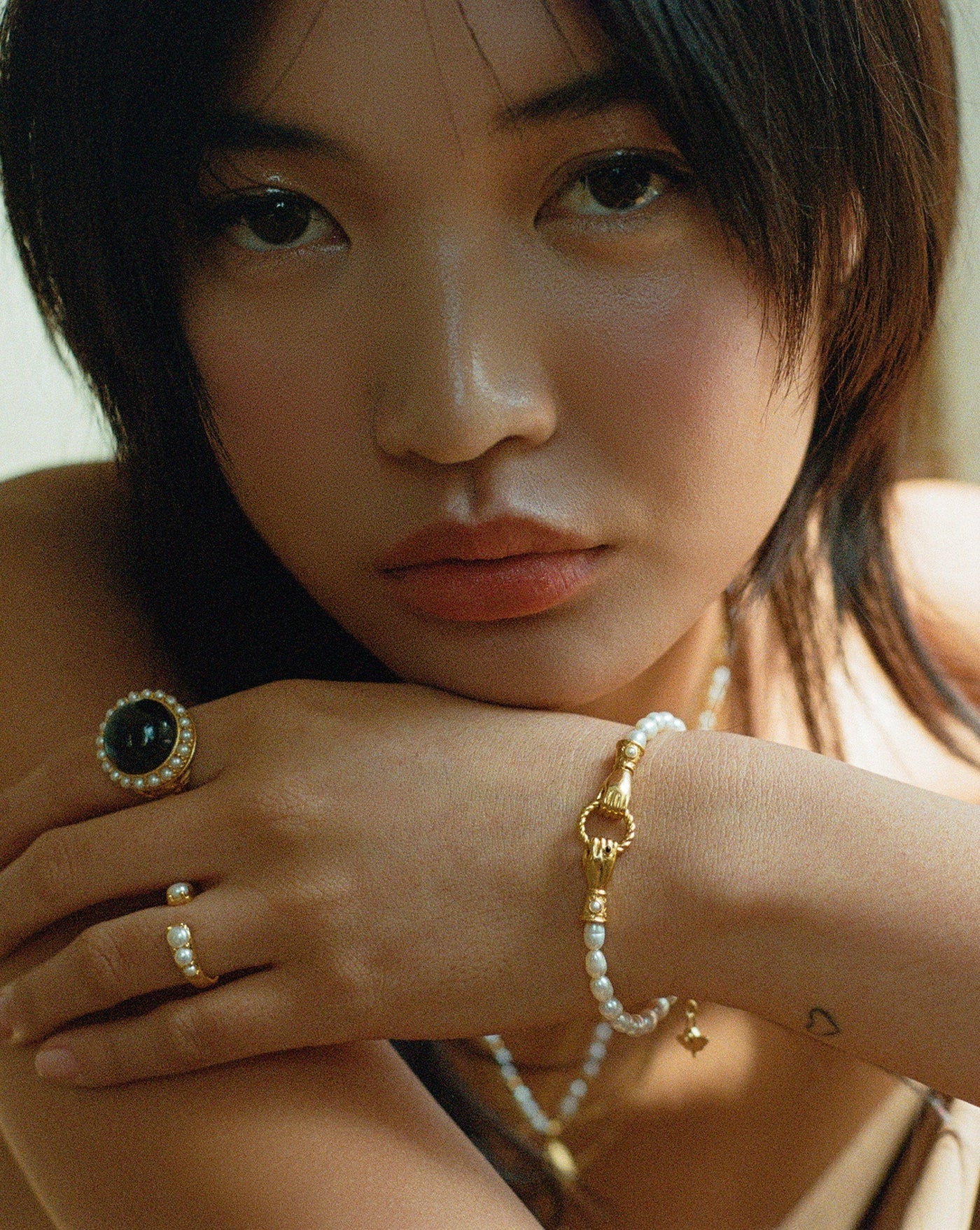 Missoma Harris Reed In Good Hands Pearl Bracelet 手鍊