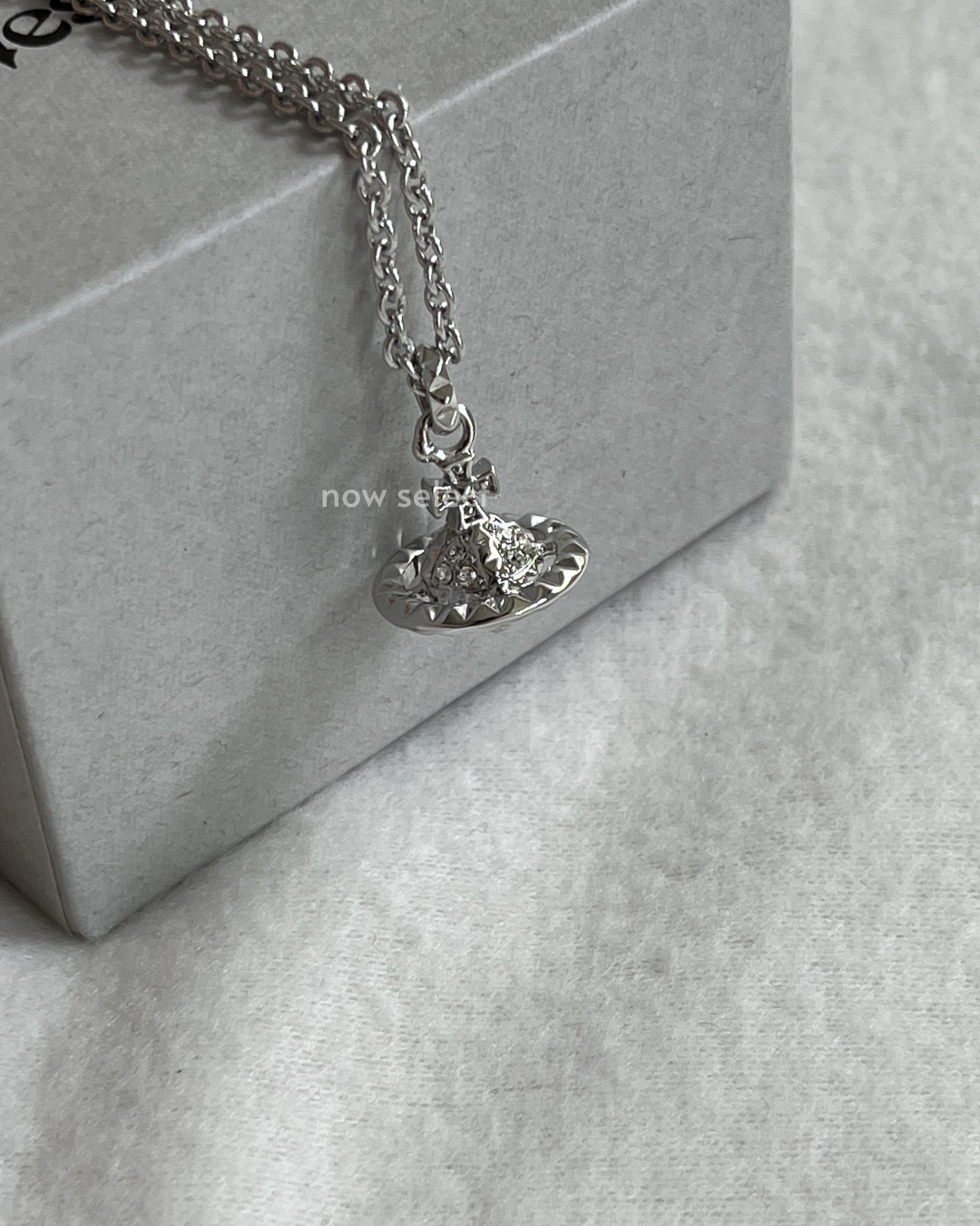 Vivienne Westwood small orb mayfair 立體土星orb項鏈