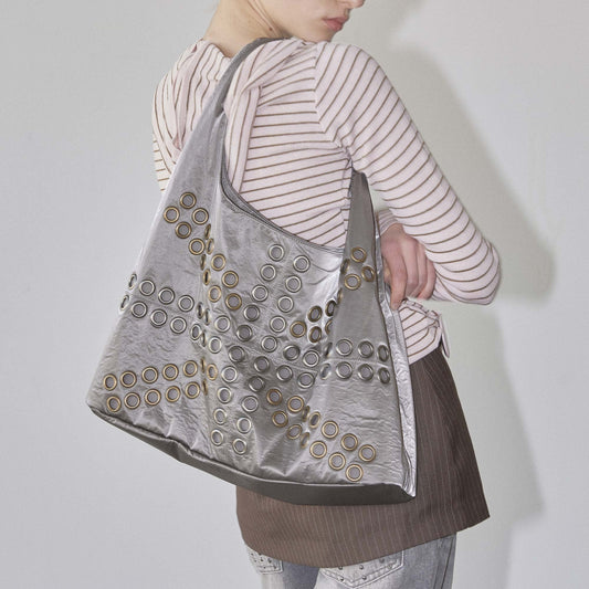 Sculptor 鉚釘金屬流浪包 Stud Metallic Hobo Bag