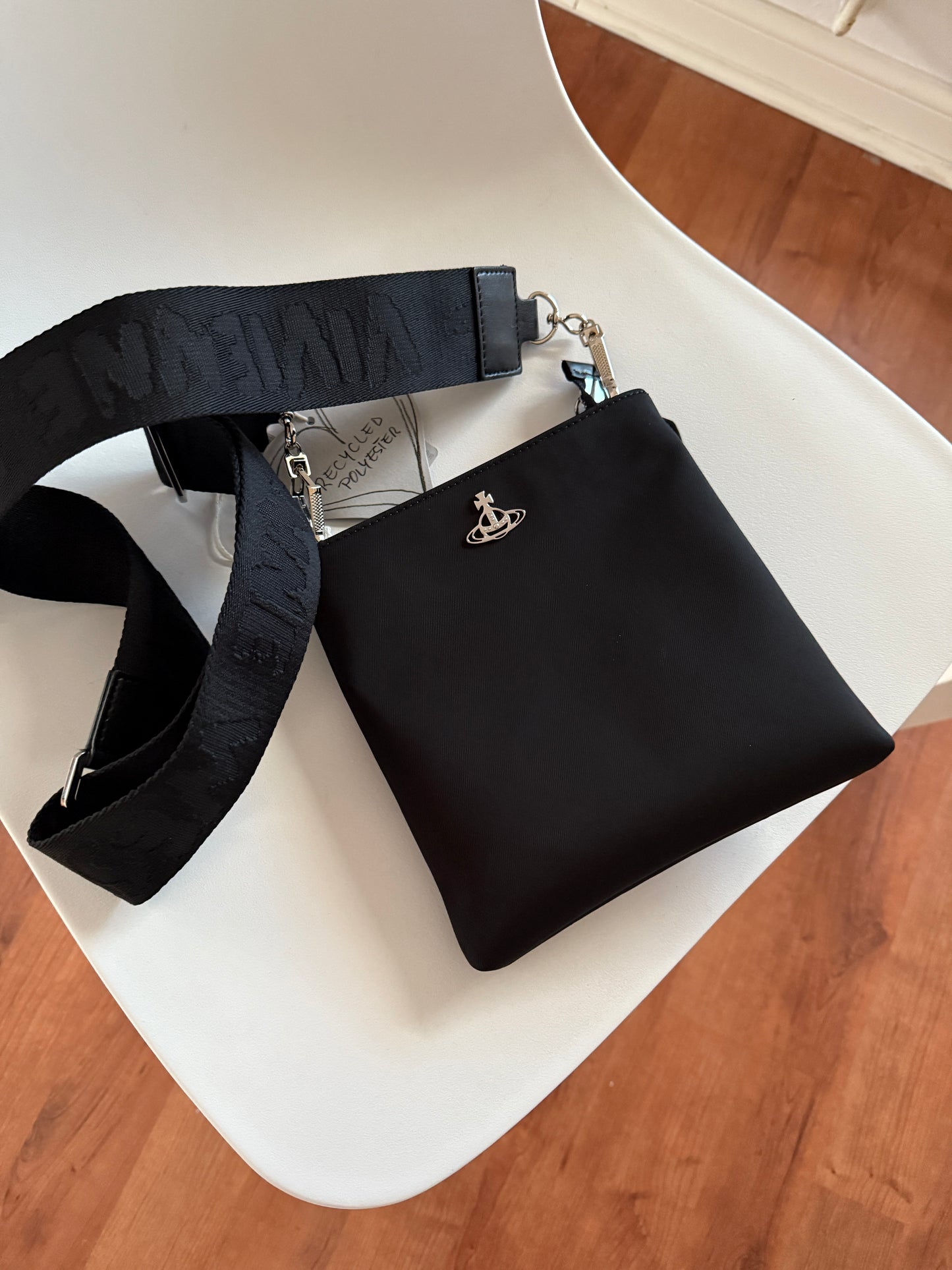 【折扣】Vivienne Westwood 尼龍小方包