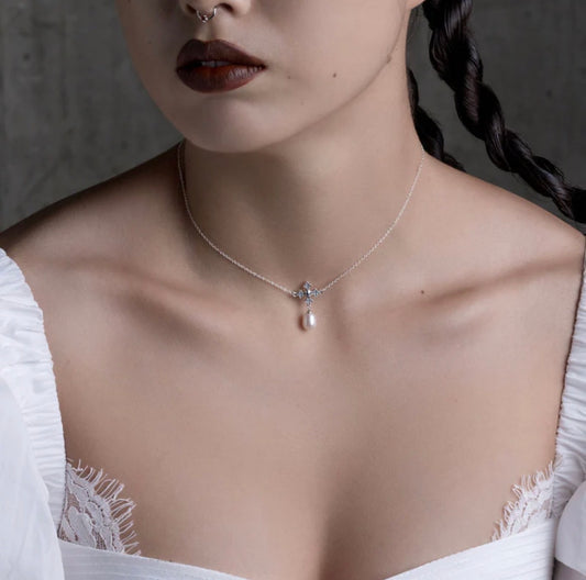 OPHELIA MEDIEVAL CROSS COLLAR 珍珠頸項鏈
