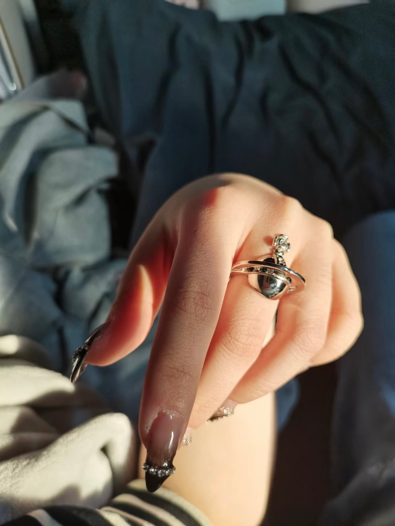 Vivienne Westwood Solid orb ring 半個星球戒指