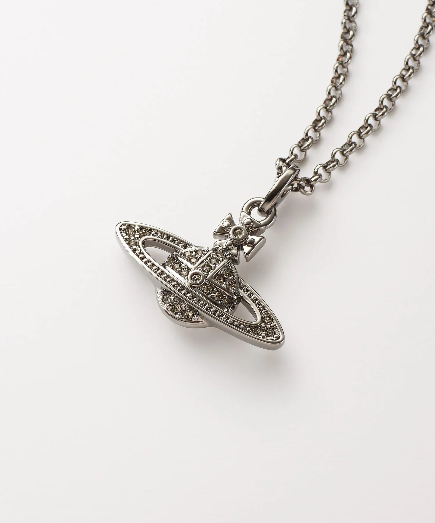 Vivienne Westwood Man. Mini Bas Relief Orb Pendant Necklace 土星項鍊 長款 男版